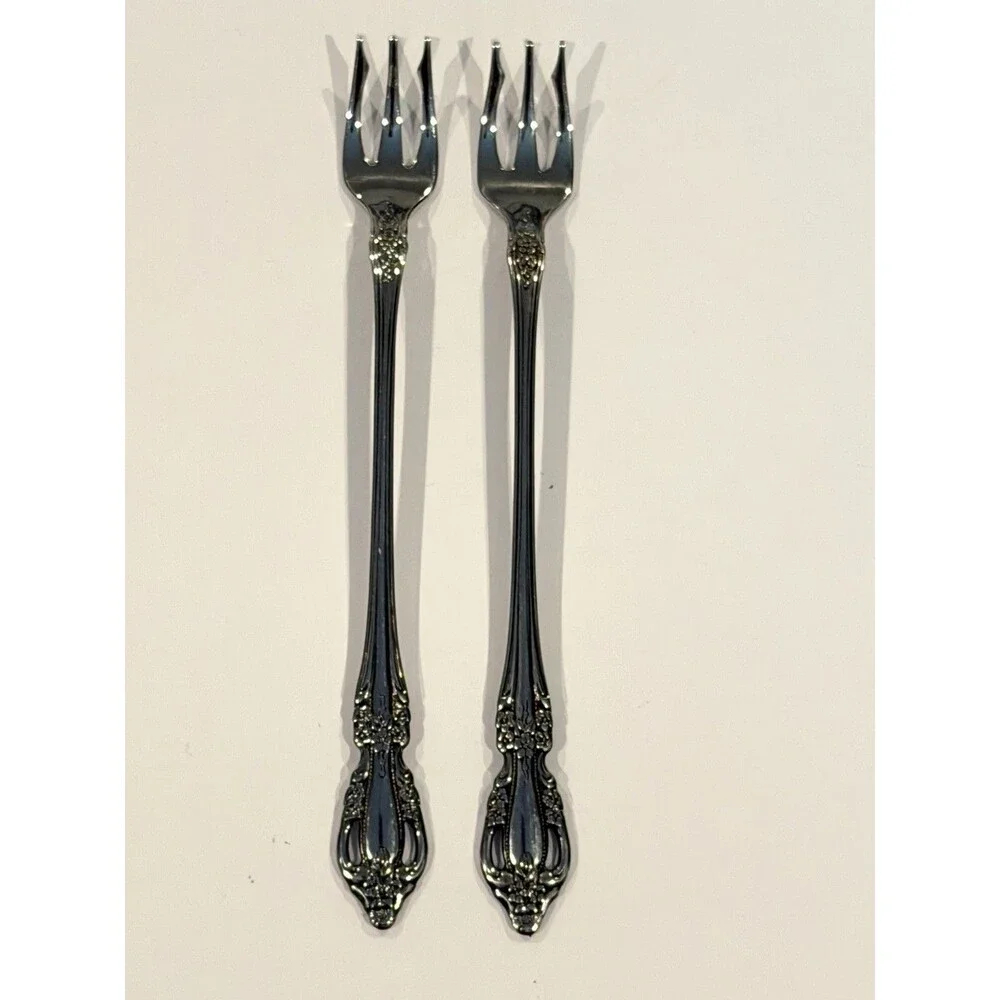 Set of 11 Oneida RAPHAEL Distinction Deluxe Stainless Seafood Cocktail Forks 6”